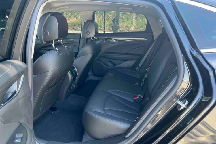 Used Buick LaCrosse 2019 28T Luxury Version Interior 2