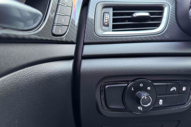 Used GAC Trumpchi GS7 2017 320T Two-Wheel-Drive Luxury Smart Connectivity Model