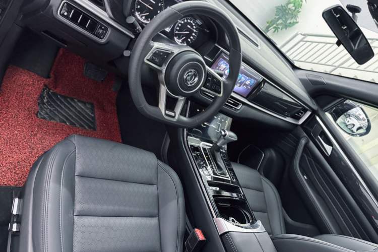 Used Dongfeng Fengon ix7 2020 2.0 TGDI Automatic Two-Wheel Drive Urban Luxury Edition
