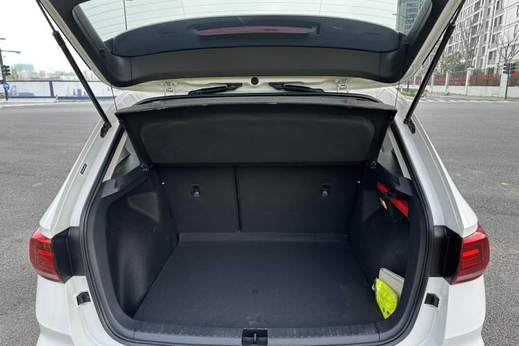 Used Volkswagen Tharu 2020 330TSI All-Wheel-Drive Luxury Edition China VI Standard
