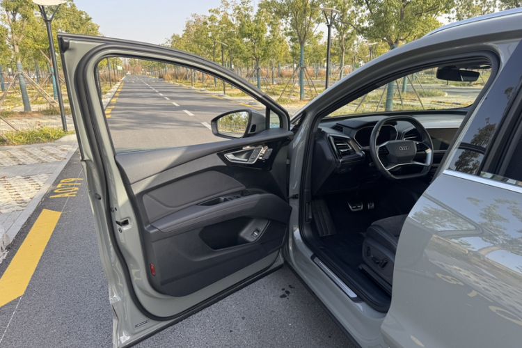 Used Audi Q4 e-tron 2022 40 e-tron Boundary Edition