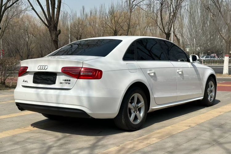 Used Audi A4L 2016 30 TFSI Collector's Edition Automatic Comfort Model Exterior 4