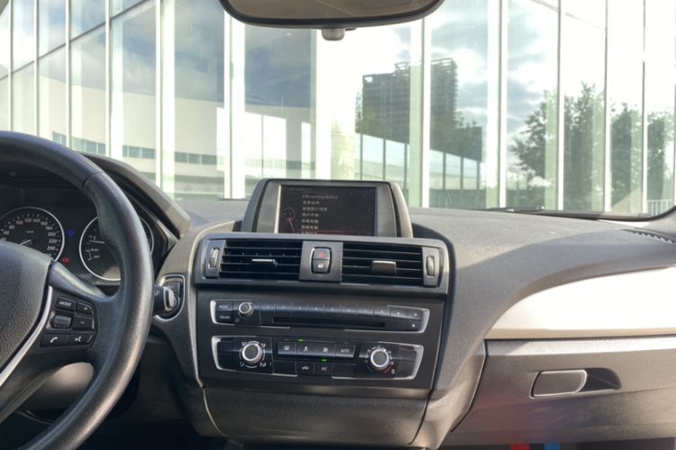 Used BMW 2 Series 2014 220i Leading Model
