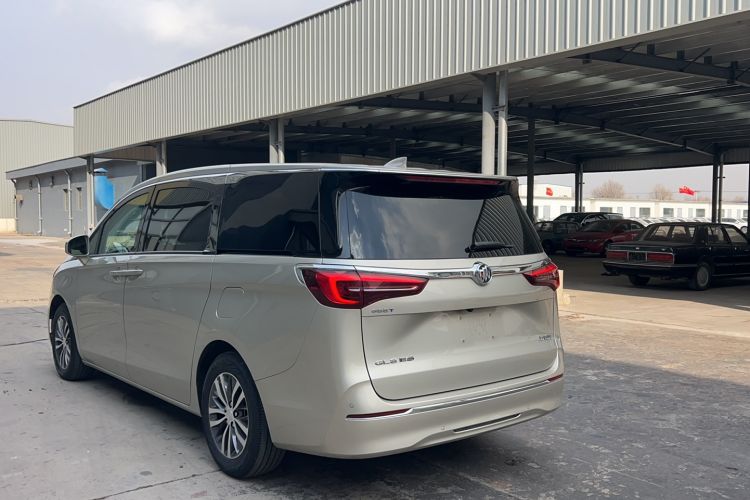 Used Buick GL8 2022 ES Landtrek 653T Comfort Edition