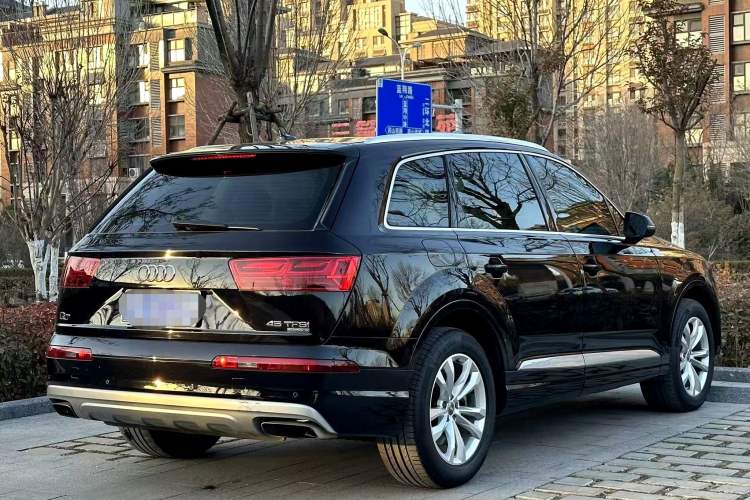 Used Audi Q7 2016 45 TFSI Technology Edition
