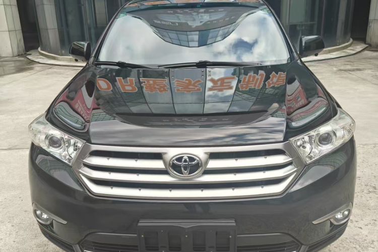 Used Toyota Highlander 2012 2.7L Two-Wheel Drive 7-Seater Luxury Edition Exterior 4