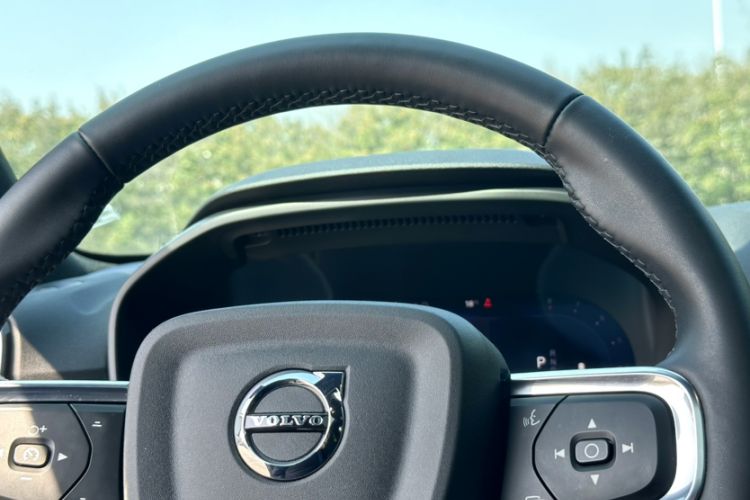 Used Volvo XC40 2023 B3 Zhiyuan Luxury Edition
