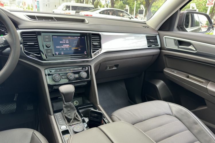 Used Volkswagen Teramont 2019 380TSI Four-Wheel Drive Luxury Version China VI Standard Interior 1