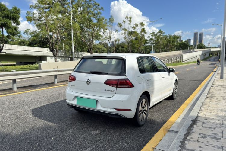 Used Volkswagen Golf Pure Electric 2020 Chari