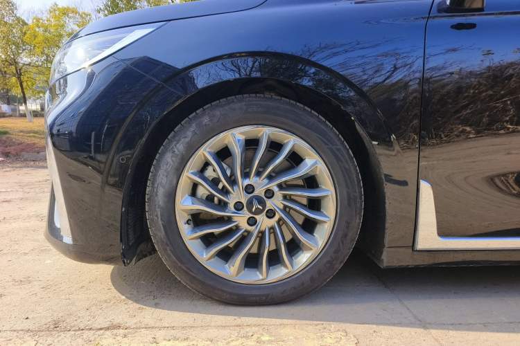 Used VOYAH Dream 2024 PHEV Ultra-Long Range Flagship Edition
