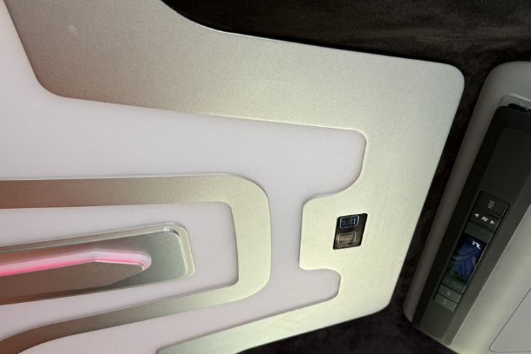 Used Toyota SIENNA 2023 2.5L Hybrid Comfort Edition
