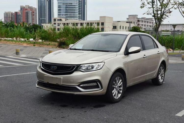 Used Geely Auto Vision 2019 Upgraded Model 1.5L Automatic Luxury Version China V Standard