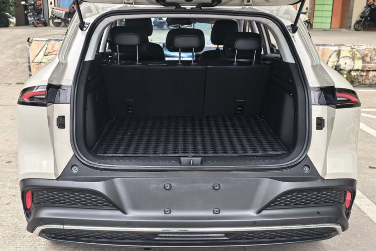 Used Baojun Yunhai 2024 500km Pure Electric Version Interior 4