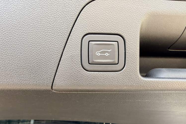 Used Buick Envision 2024 Encore Plus 28T AWD Luxury Edition
