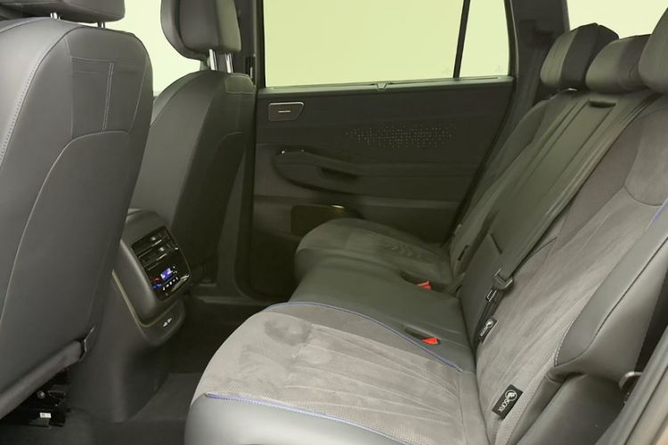 Used Volkswagen Teramont 2025 Tiguan Pro 450TSI Four-Wheel Drive Summit Edition Interior 4