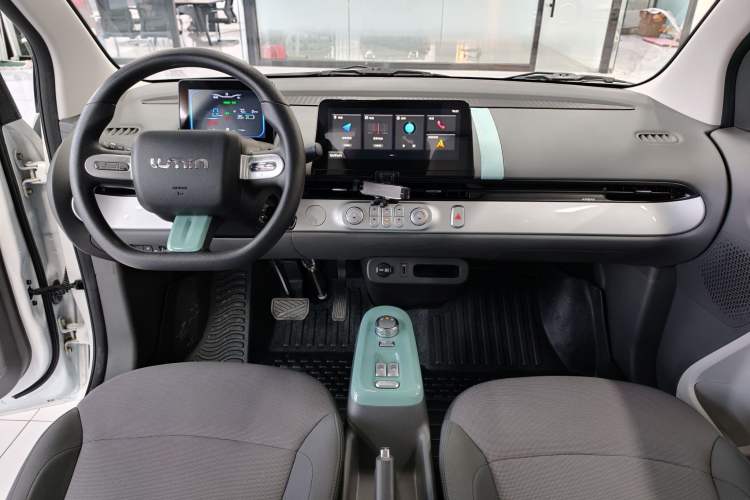 Used CHANGAN NEVO Lumin 2023 205km Xiangqin Version
