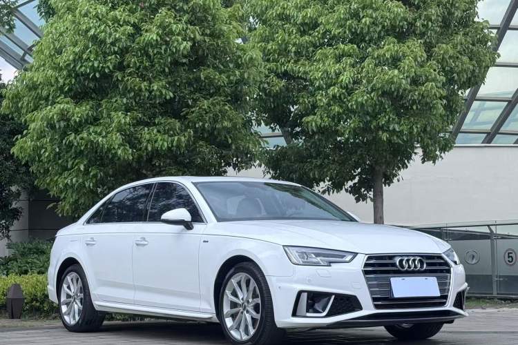 Used Audi A4L 2019 40 TFSI Fashion Version China V