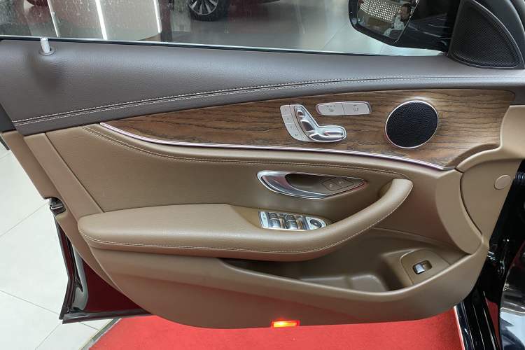 Used Mercedes-Benz E-Class 2023 Updated E 300 L Fashion Edition