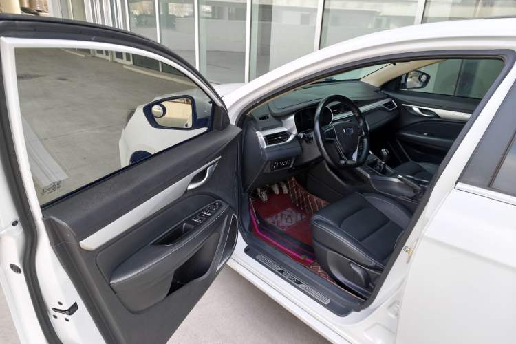 Used Geely Auto Emgrand 2018 1.5L Manual Upward Connect Edition
