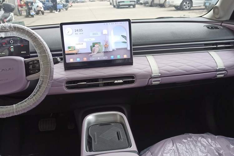 Used Dongfeng NAMMI 01 2024 New Edition 330 Plus Smart+
