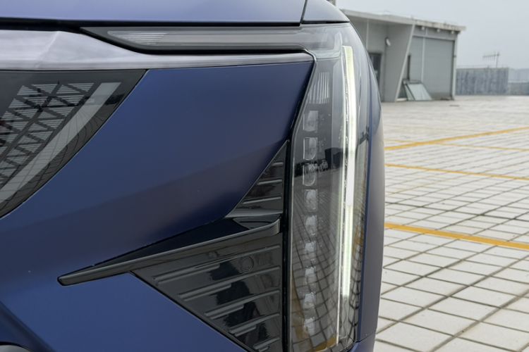 Used Cadillac OPTIQ 2024 Four-Wheel Drive Long-Range Version