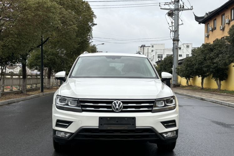 Used Volkswagen Tiguan L 2018 330TSI Automatic Two-Wheel Drive Luxury Edition