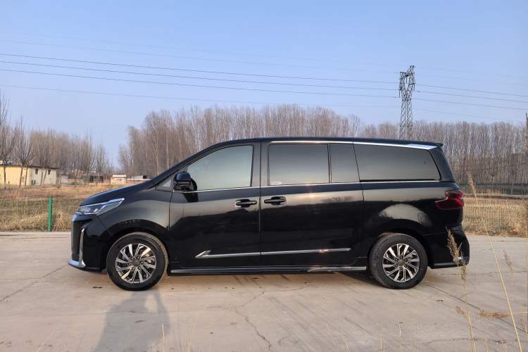 Used SAIC MAXUS G20 2021 PLUS 2.0T Gasoline Automatic Luxury Edition
