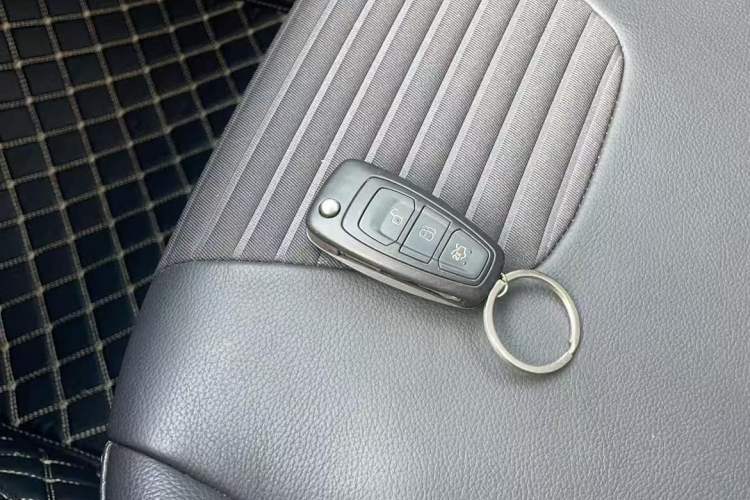 Used Ford Focus 2017 Hatchback EcoBoost 125 Automatic - Ultra-Powerful Style Edition with Smart Drive Features
