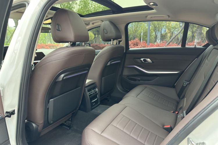 Used BMW 3 Series 2020 325Li First Edition Interior 3