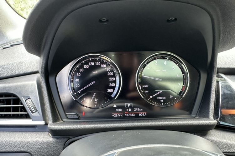 Used BMW 2 Series Active Tourer 2018 218i Fashion Model Odometer Close Up