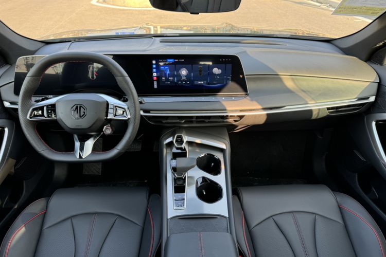 Used MG 7 2025 1.5T 300 DCT Luxury Edition