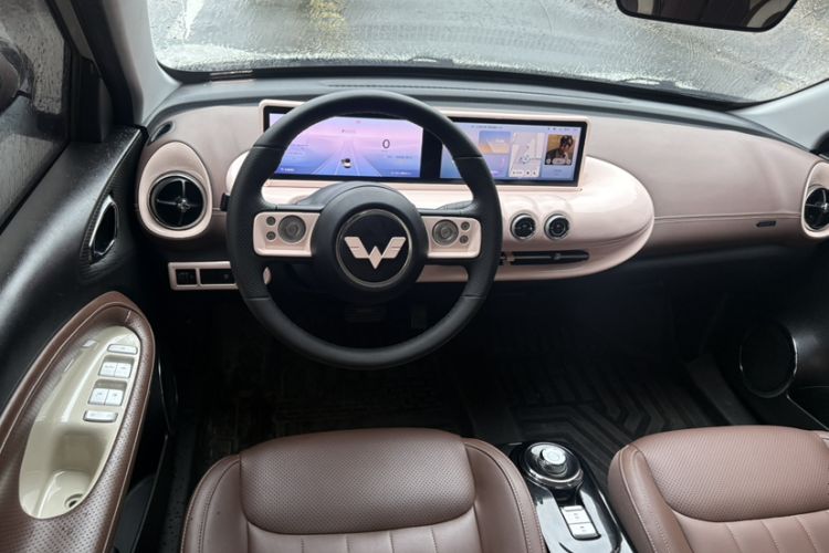 Used Wuling Bingo 2023 333 km Lingxi Connected+ Version Interior 4