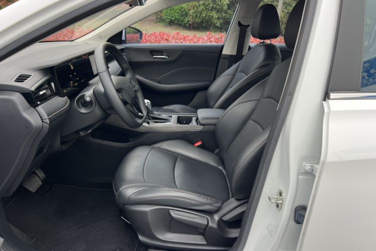 Used Roewe i5 2023 1.5L CVT Luxury Edition Left Front Seat