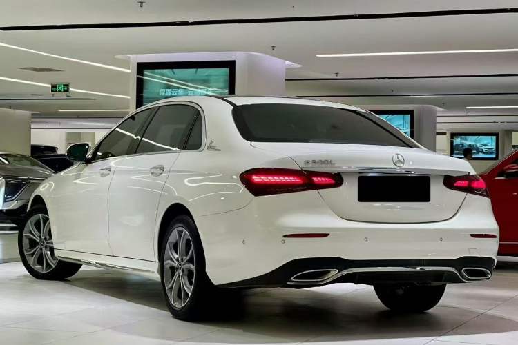 Used Mercedes-Benz E-Class 2021 E 300 L Sporty and Stylish Model