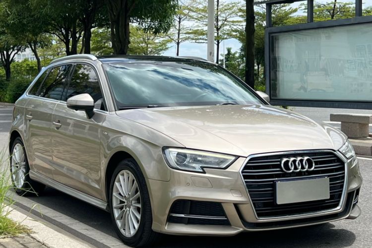 Used Audi A3 2018 30th Anniversary Edition Sportback 35 TFSI Fashion Model
