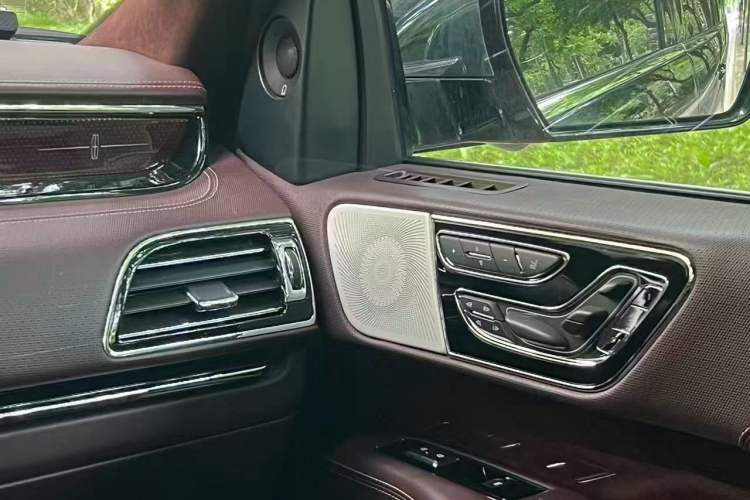 Used Lincoln Navigator 2020 3.5T Presidential Series
