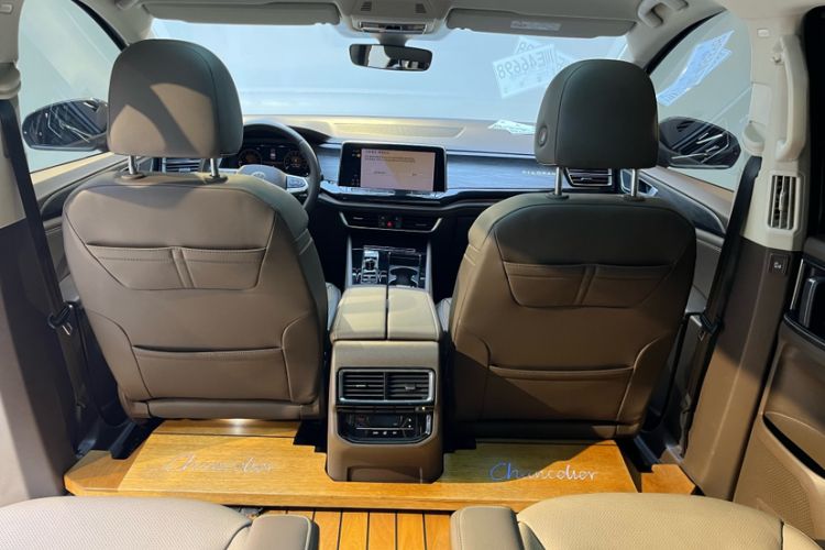 Used Volkswagen Viloran 2023 380TSI Luxury Edition