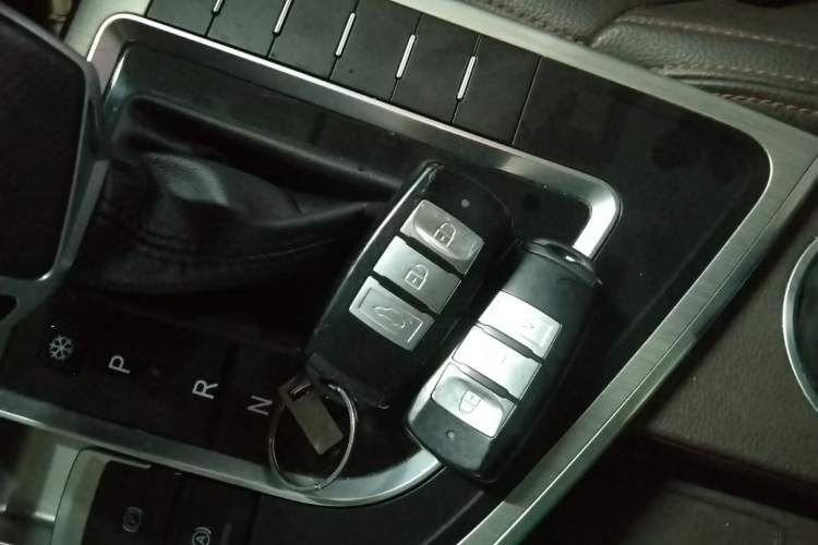 Used FORTHING Joyear X5 2017 Jingxiang Series 1.5T CVT Luxury Model
