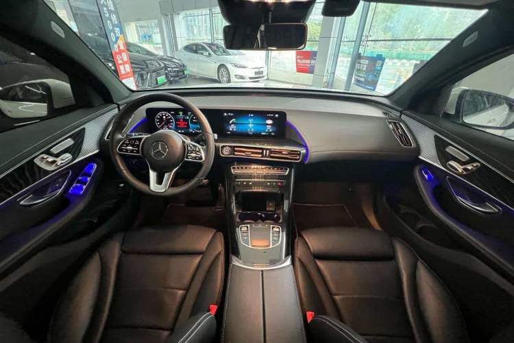Used Mercedes-Benz EQC 2021 EQC 400 4MATIC Interior 1