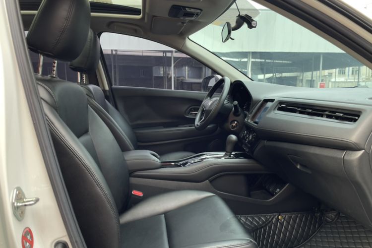 Used Honda Vezel 2020 1.5L CVT Elite Edition
