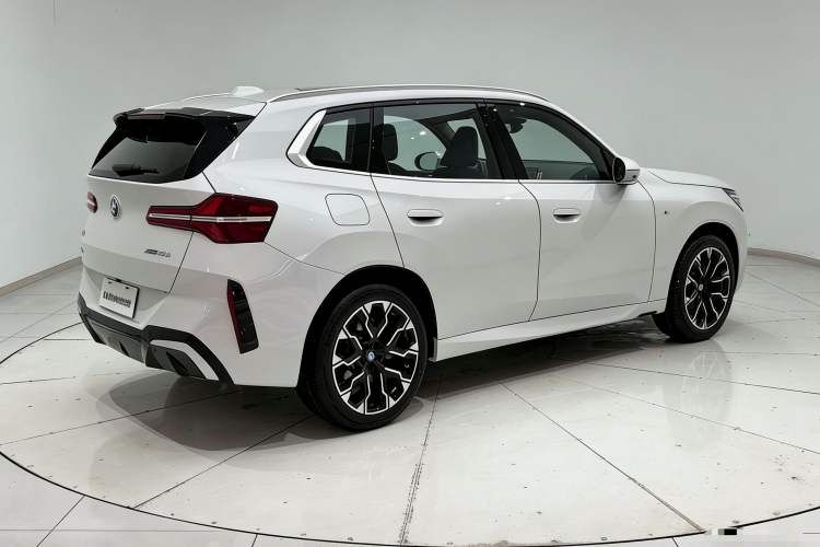 Used BMW X3 2025 xDrive30L Luxury Edition M Sport Package Exterior 2