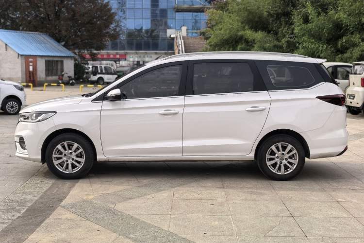 Used Baojun 360 2021 1.5L Manual Elite Edition Exterior 7