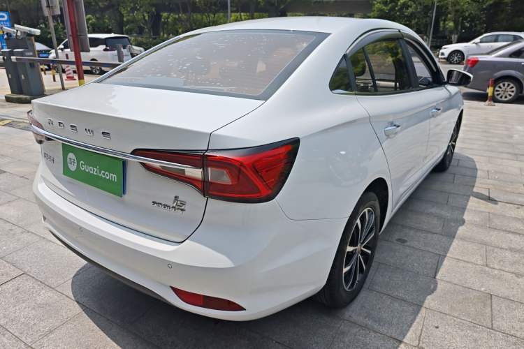 Used Roewe i5 2020 1.5L Automatic 4G Connect Luxury Flagship Edition