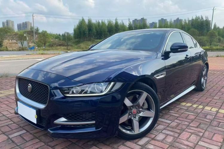 Used Jaguar XE 2017 2.0T 200 PS R-Sport