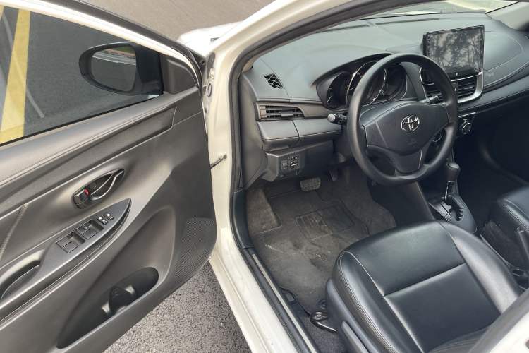 Used Toyota YARiS L Zhi Xuan 2020 1.5L CVT Leading Edition Interior 4