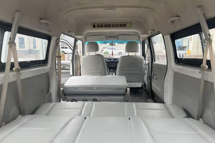 Used Jinbei New Hiace X30L 2016 1.5L Wealth Edition DLCG14