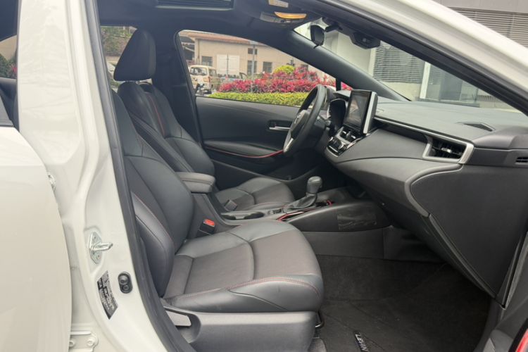 Used Toyota Levin 2022 Dual-Motor 1.8H E-CVT Sport Edition
