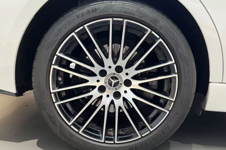 Used Mercedes-Benz C-Class 2023 Restyled C 260 L Sport Edition