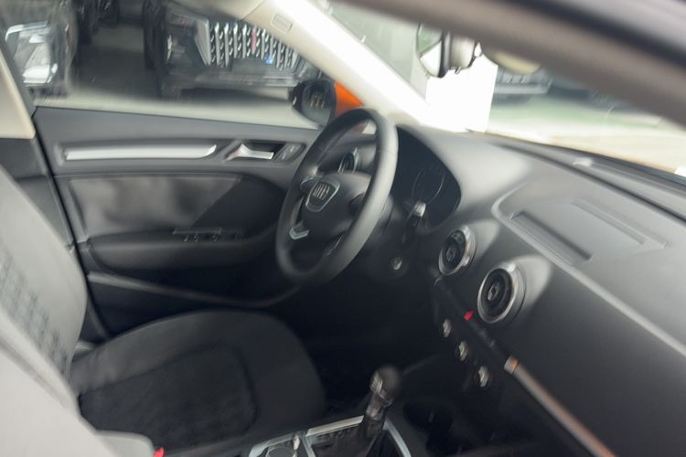 Used Audi A3 2014 Sportback 35 TFSI Automatic Ambition Edition Interior 3