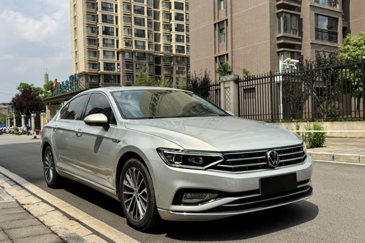 Used Volkswagen Magotan 2020 330TSI DSG Luxury Edition